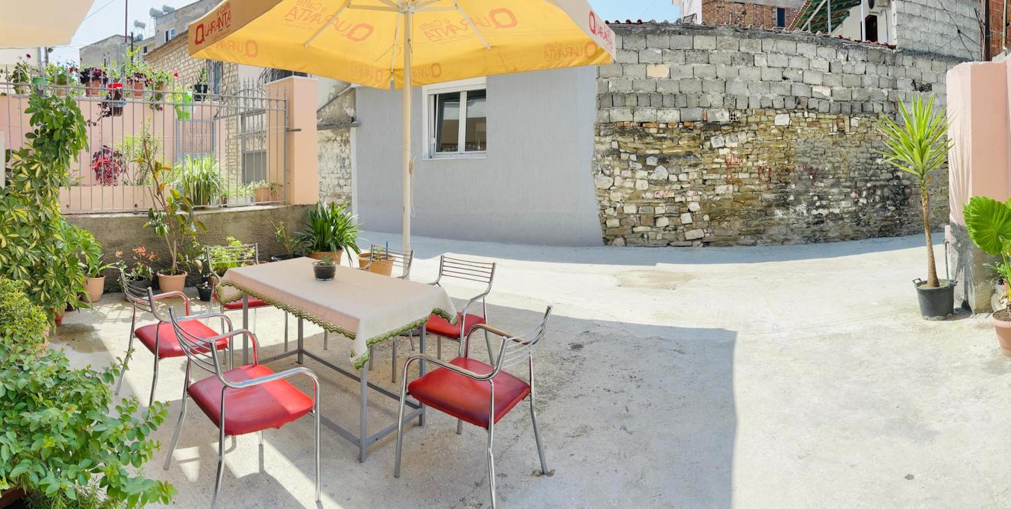 Villa Ensalv Berat - Apartment - Room - Penthouse Dış mekan fotoğraf