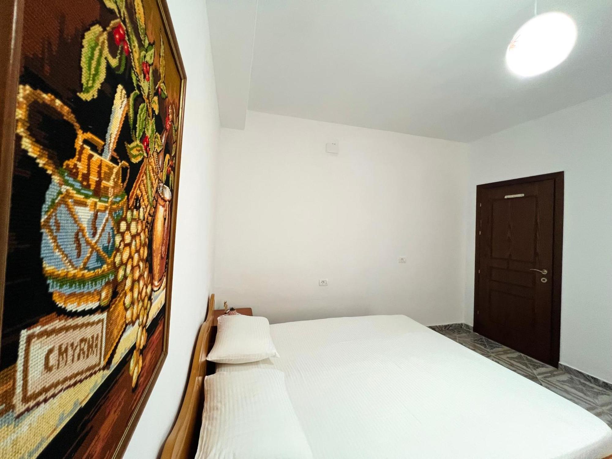 Villa Ensalv Berat - Apartment - Room - Penthouse Dış mekan fotoğraf