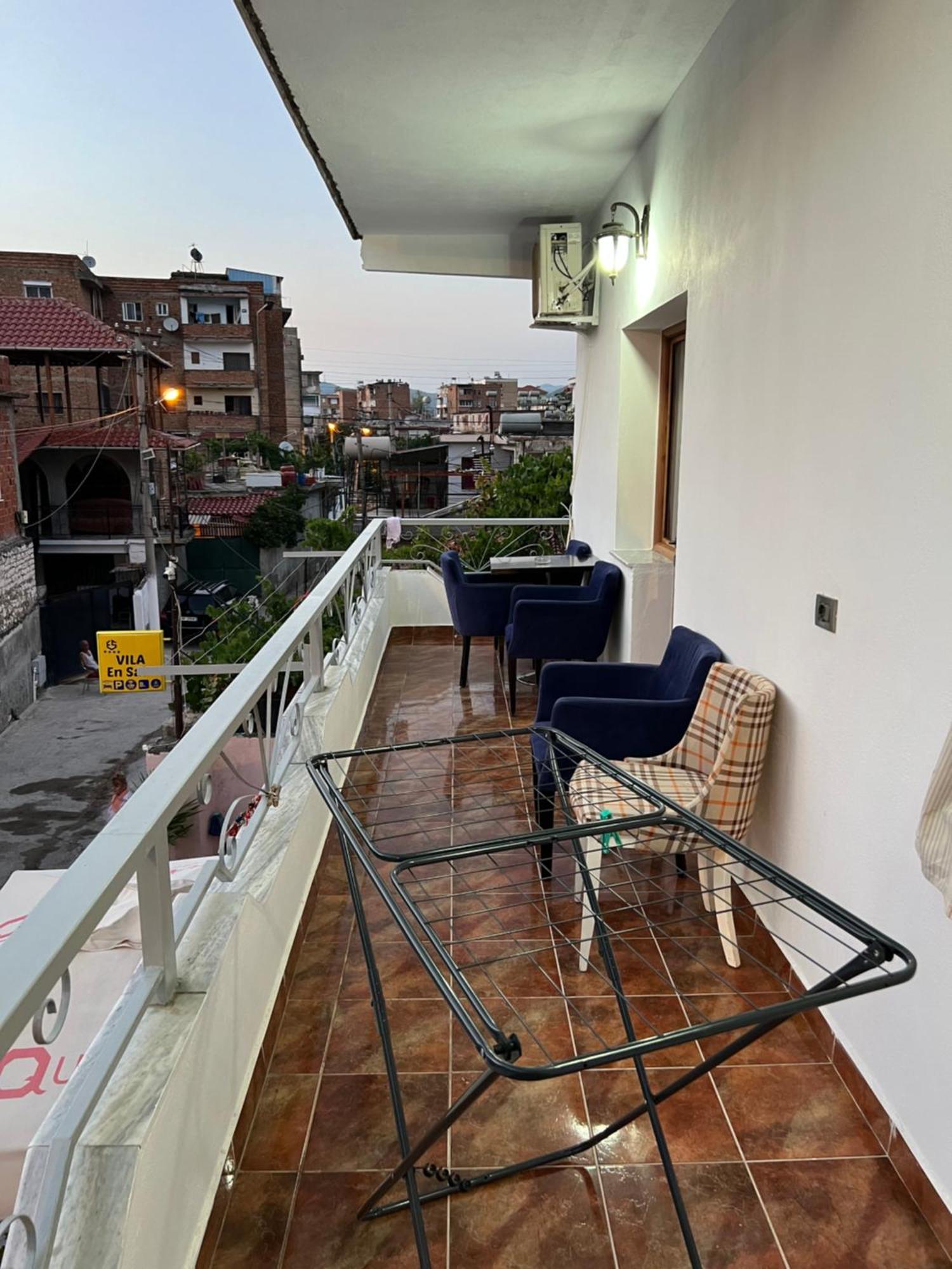 Villa Ensalv Berat - Apartment - Room - Penthouse Oda fotoğraf