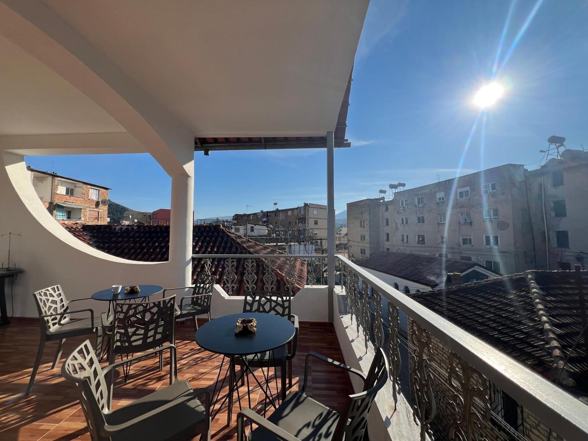 Villa Ensalv Berat - Apartment - Room - Penthouse Dış mekan fotoğraf